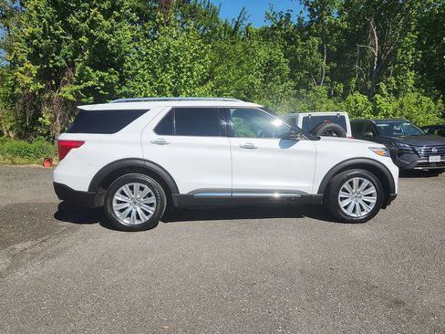 Used 2020 Ford Explorer Limited AWD/4WD image 7