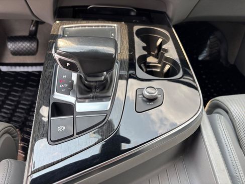 Used 2018 Audi Q7 3.0T Prestige AWD/4WD image 33