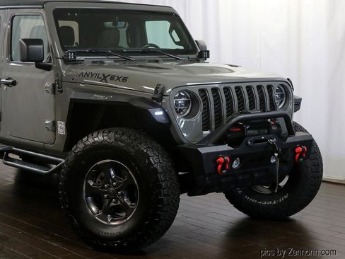 Used 2022 Jeep Gladiator Rubicon w/ LED Lighting Group AWD/4WD image 2