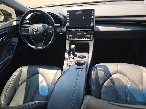 Used 2019 Toyota Avalon XLE w/ Moonroof Package FWD image 29