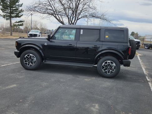 New 2026 Ford Bronco Outer Banks AWD/4WD image 6
