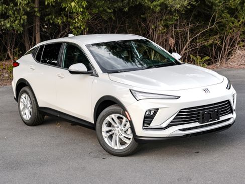 New 2025 Buick Envista Preferred w/ Convenience I Package image 2