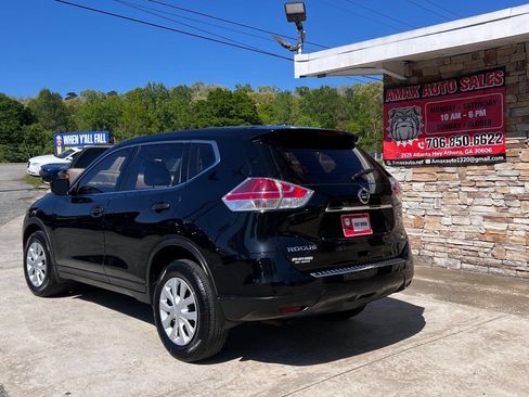 Used 2016 Nissan Rogue S image 4