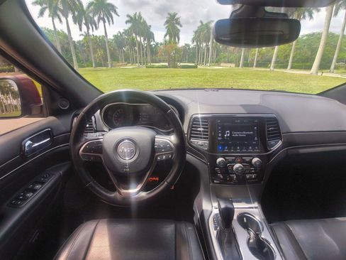 Used 2020 Jeep Grand Cherokee High Altitude AWD/4WD image 6