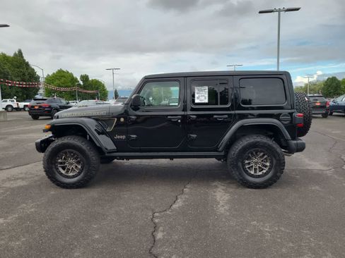 New 2025 Jeep Wrangler Unlimited Rubicon 392 image 11