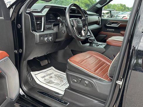 Used 2024 GMC Sierra 1500 Denali Ultimate AWD/4WD image 16