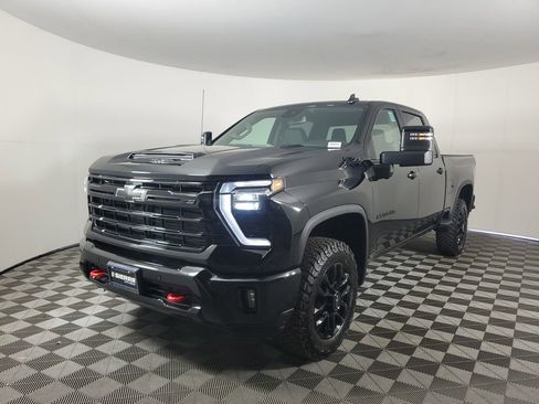 New 2026 Chevrolet Silverado 2500 LT image 8