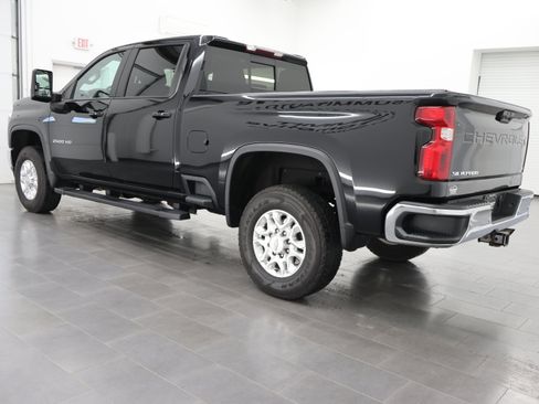 Used 2020 Chevrolet Silverado 2500 LT w/ All Star Edition AWD/4WD image 6