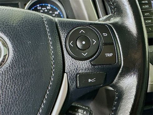 Used 2017 Toyota RAV4 Limited image 9