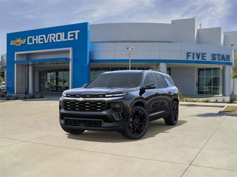 New 2026 Chevrolet Traverse LT w/ Enhanced Driving Package image 8