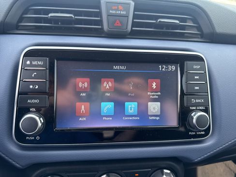 Used 2024 Nissan Versa SV image 23