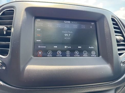 Used 2021 Jeep Compass Latitude w/ Sun and Sound Group AWD/4WD image 18