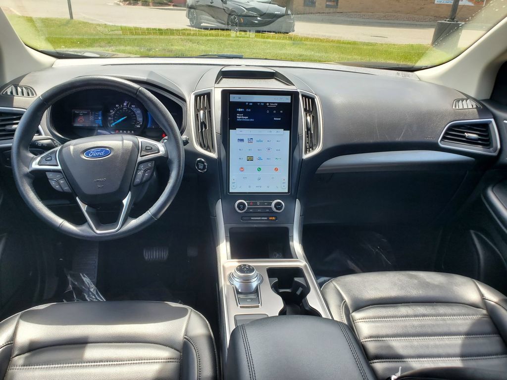 Certified 2023 Ford Edge SEL w/ Convenience Package AWD/4WD image 11