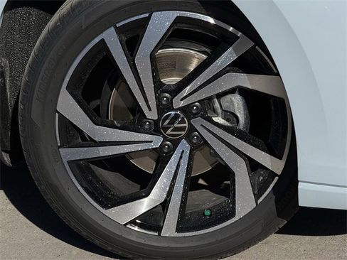 New 2026 Volkswagen Jetta SEL image 7