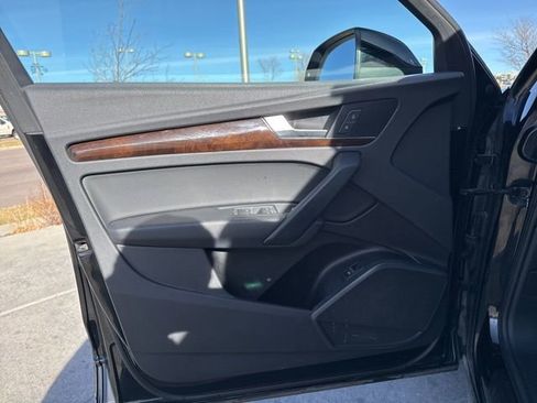 Used 2019 Audi Q5 2.0T Premium image 13