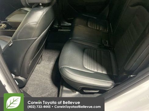 Used 2025 Kia Sportage SX image 23