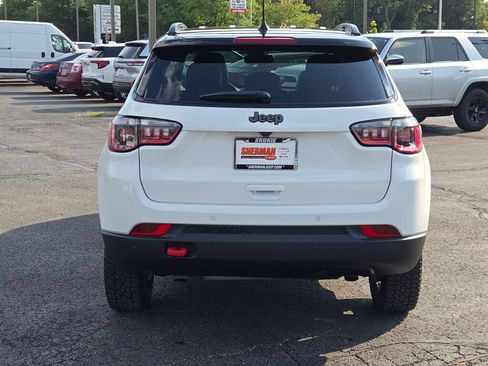 Certified 2025 Jeep Compass Trailhawk AWD/4WD image 22