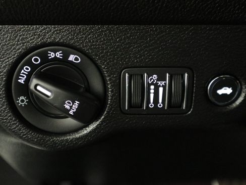 Used 2019 Dodge Challenger R/T Scat Pack RWD image 30