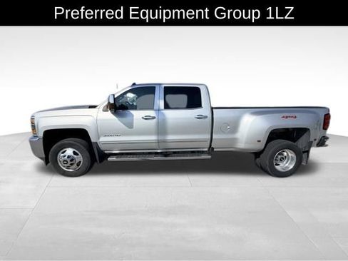 Used 2019 Chevrolet Silverado 3500 LTZ w/ Duramax Plus Package AWD/4WD image 4