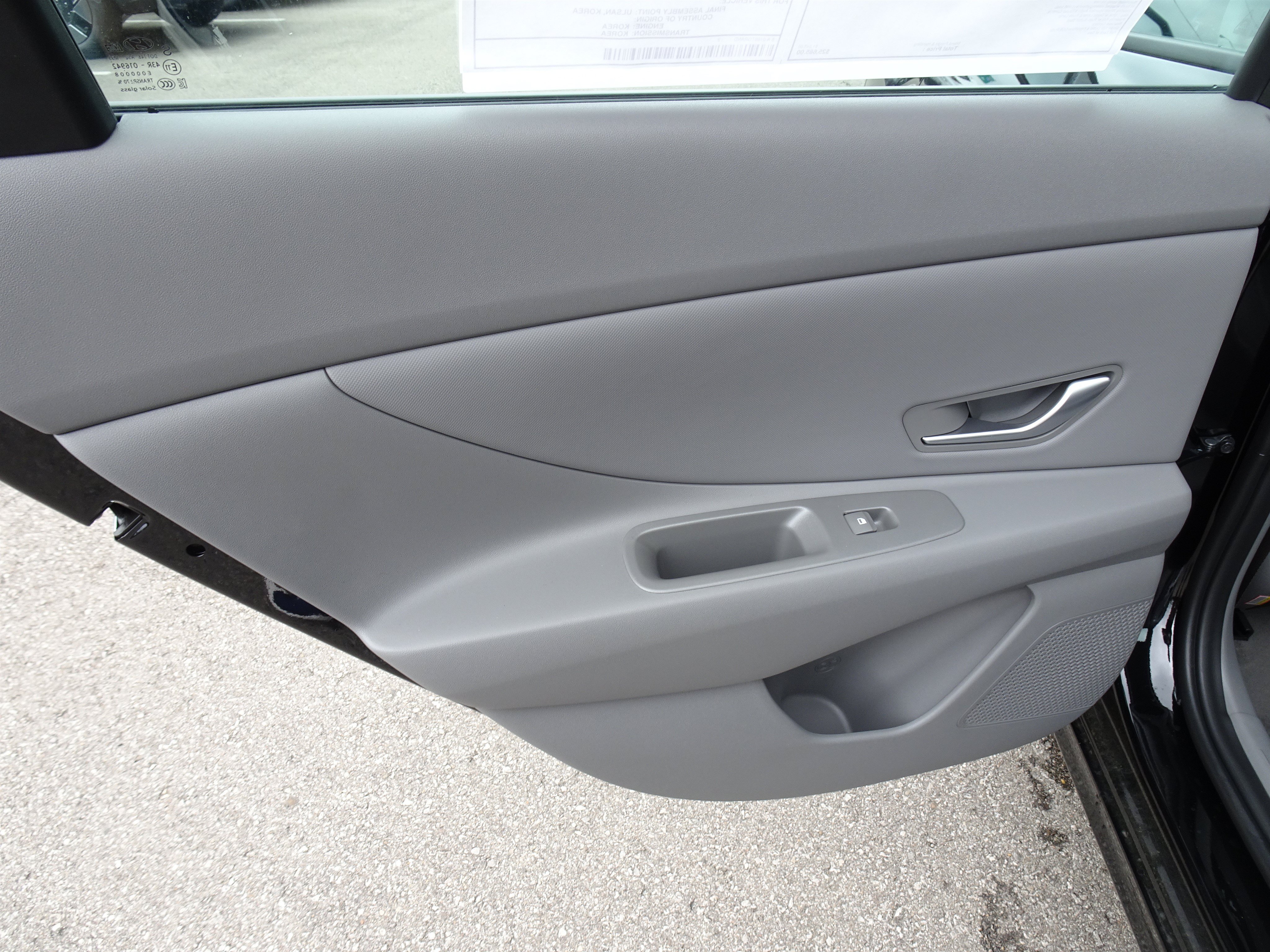 New 2026 Hyundai Elantra Sport FWD image 15