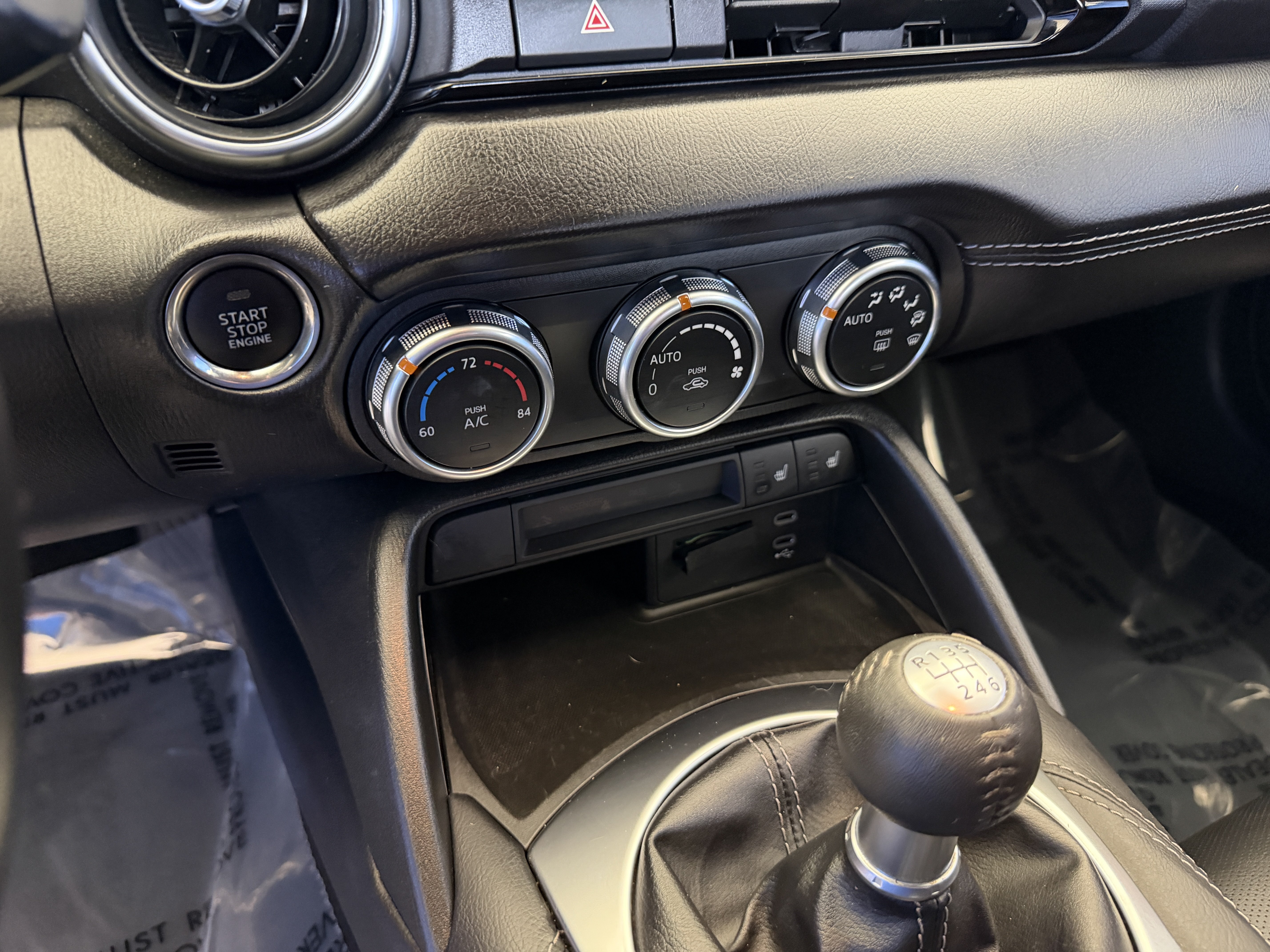 Used 2024 MAZDA MX-5 Miata Grand Touring RWD image 20