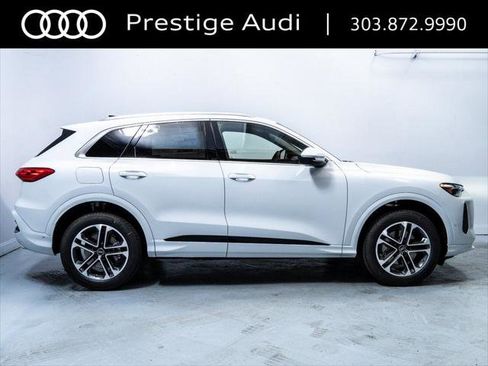 Used 2025 Audi Q5 Premium Plus w/ Premium Plus AWD/4WD image 8