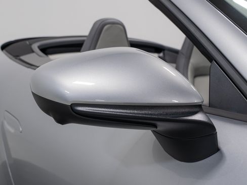 Used 2025 Porsche 911 Carrera RWD image 28