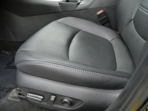 Certified 2023 Toyota RAV4 XLE Premium image 21