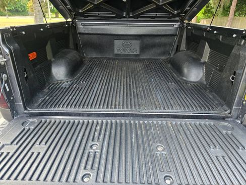 Used 2015 Toyota Tundra 1794 Edition AWD/4WD image 19