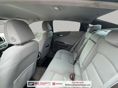 Used 2016 Chevrolet Malibu LT image 12