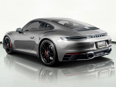 Used 2024 Porsche 911 Carrera GTS w/ Premium Package image 14