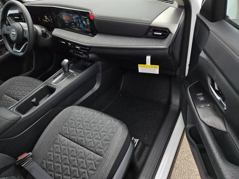 New 2026 Nissan Kicks SV FWD image 7