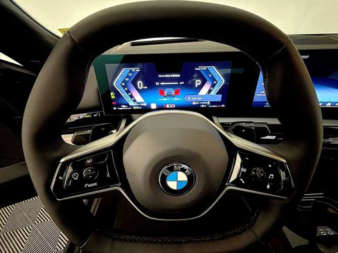 Used 2026 BMW 530i xDrive w/ Premium Package image 13