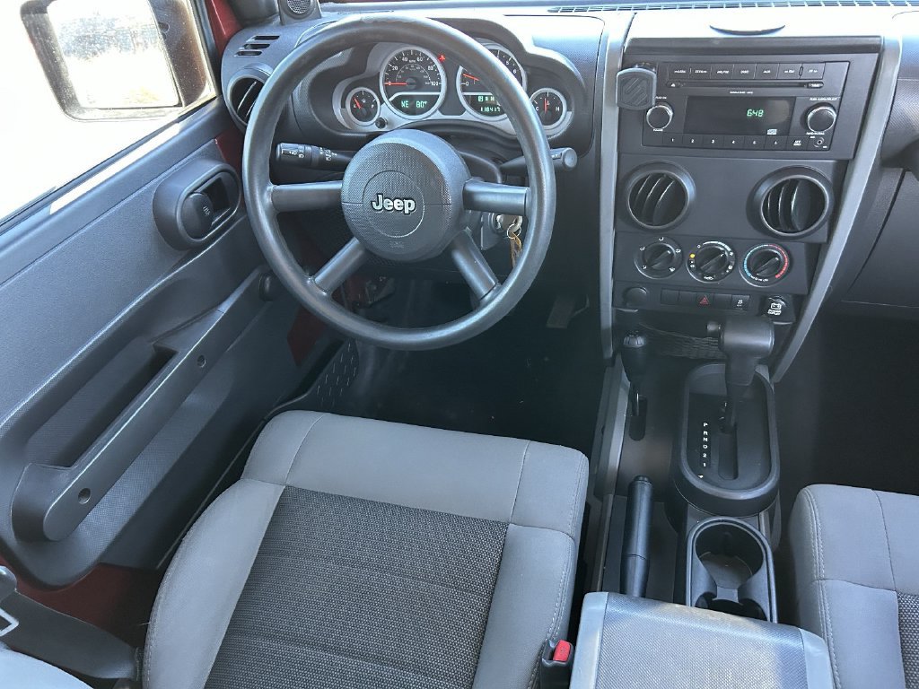 Used 2010 Jeep Wrangler Unlimited Sport AWD/4WD image 15
