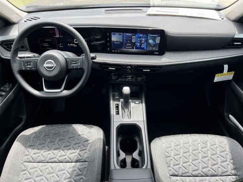 New 2026 Nissan Kicks SV image 7