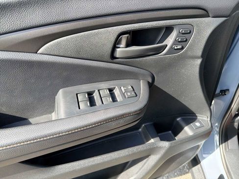 Used 2025 Honda Ridgeline TrailSport image 22