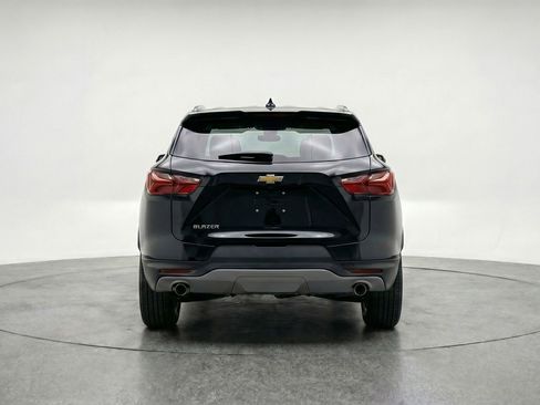 Used 2025 Chevrolet Blazer LT FWD image 7