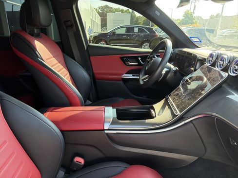 Certified 2024 Mercedes-Benz GLC 300 4MATIC image 35