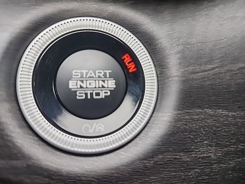 New 2025 Jeep Grand Cherokee L Limited w/ Black Appearance Package image 34