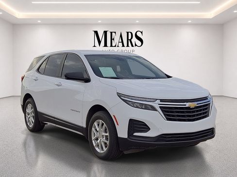 Used 2024 Chevrolet Equinox LS w/ LS Convenience Package AWD/4WD image 7