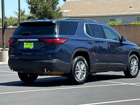Used 2023 Chevrolet Traverse LT FWD image 11