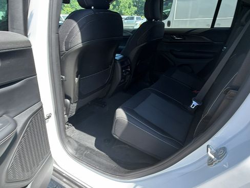 Used 2025 Jeep Grand Cherokee Laredo X RWD image 24