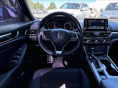 Used 2019 Honda Accord Sport image 11