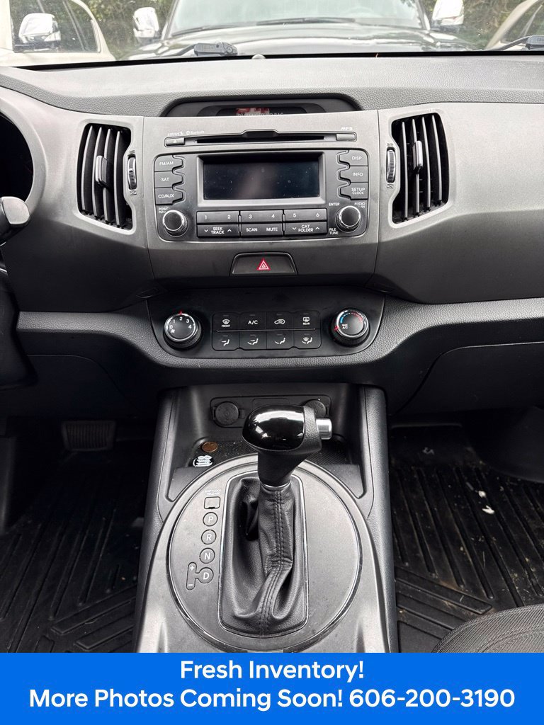 Used 2012 Kia Sportage LX AWD/4WD image 9
