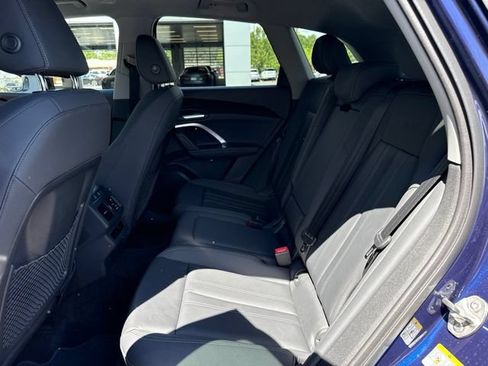 Used 2025 Audi Q5 Premium w/ Convenience Package AWD/4WD image 16