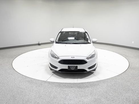 Used 2016 Ford Focus SE FWD image 24
