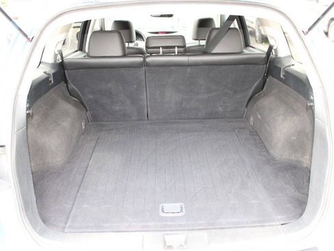Used 2010 Subaru Outback 2.5i Limited AWD/4WD image 25