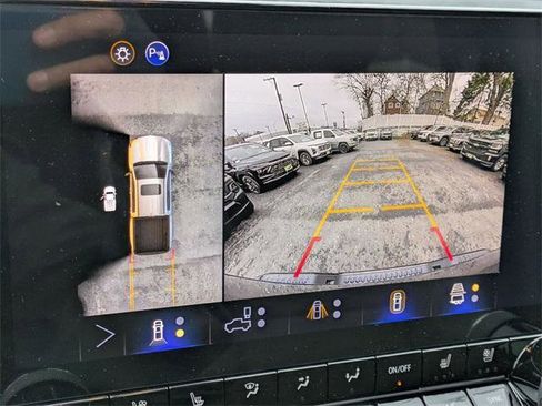 New 2026 Chevrolet Colorado ZR2 w/ Technology Package image 18