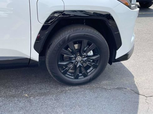 Used 2026 Toyota RAV4 AWD Plug-in Hybrid image 10