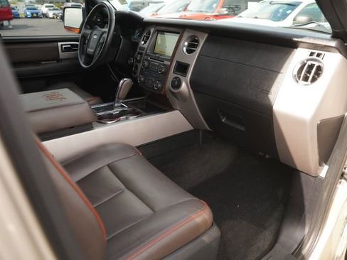 Used 2017 Ford Expedition EL King Ranch image 20